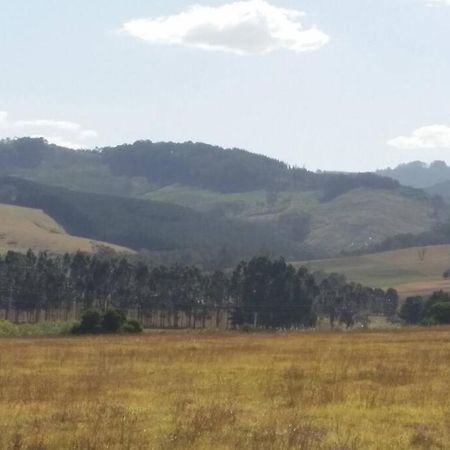 Handsome Hills Dairy Retreat Won Wron Bagian luar foto